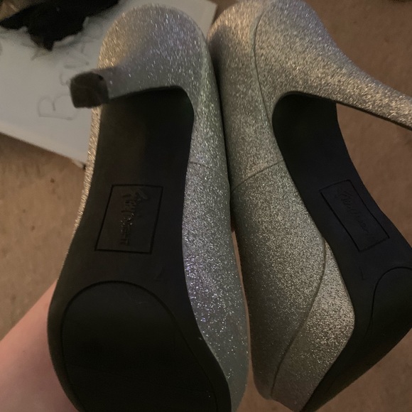 Glittery silver prom heels - Picture 4 of 5